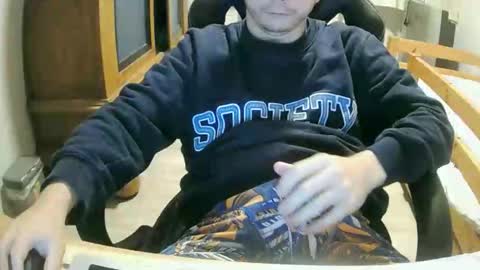 Snapshot of cuteboy090 chatting on 09-23-25, 01:58 Cuteboy090 online show from 09-23-25, 01:58