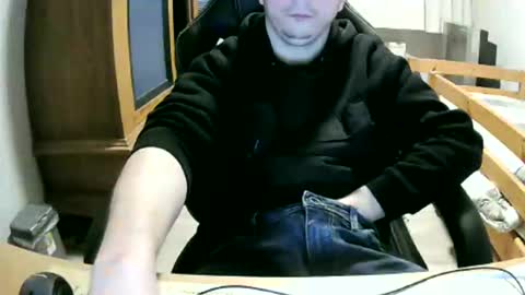 Snapshot of cuteboy090 chatting on 02-21-26, 11:11 Cuteboy090 online show from 02-21-26, 11:11