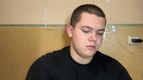 Snapshot of cutebutnaughty_ chatting on 11-10-25, 08:19 Alex online show from 11-10-25, 08:19