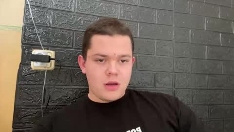 Snapshot of cutebutnaughty_ chatting on 01-11-26, 12:43 Alex online show from 01-11-26, 12:43