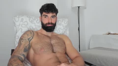 cuteeboy online show from 02-17-25, 06:53