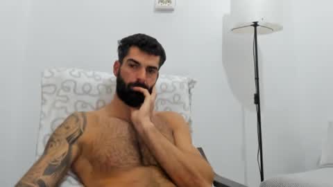 cuteeboy online show from 11-10-25, 06:34