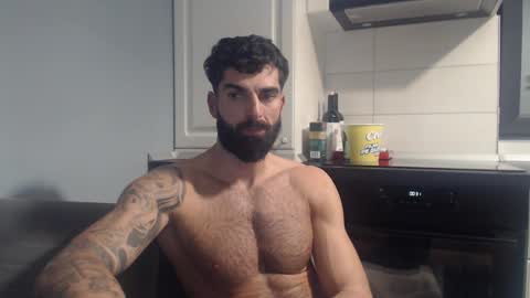 cuteeboy online show from 12-04-25, 10:29