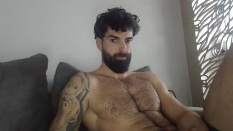 cuteeboy online show from 02-14-26, 08:33