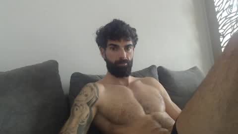 cuteeboy online show from 03-18-26, 05:54