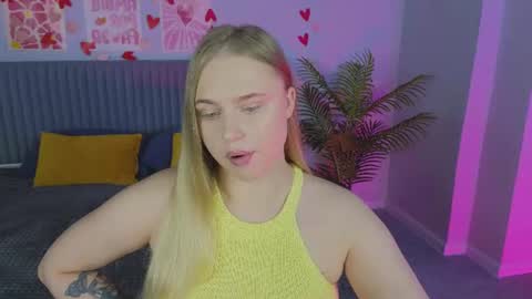 Amyy online show from 06-12-26, 01:15