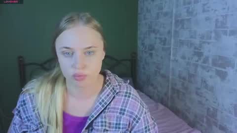 Amyy online show from 07-20-26, 12:36