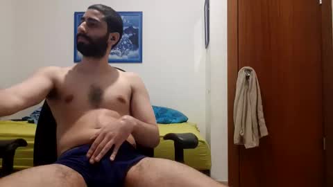 Snapshot of cuteguy52 chatting on 04-08-26, 10:10 cuteguy52 online show from 04-08-26, 10:10