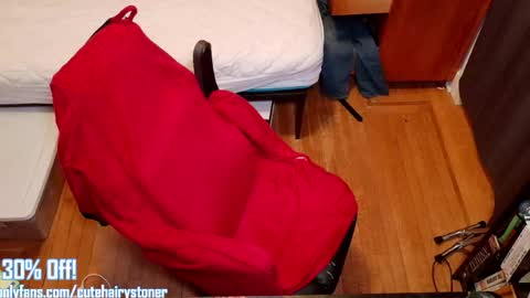 cutehairystoner online show from 05-24-26, 04:39