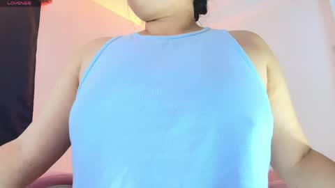 Snapshot of cutejess45 chatting on 05-22-26, 06:02 tell me jess online show from 05-22-26, 06:02