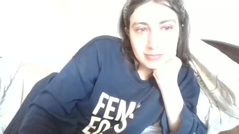 cutekattie online show from 05-17-26, 04:54