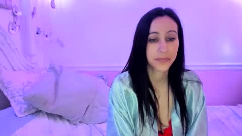 Snapshot of cutelittlemama0418 chatting on 12-14-24, 02:10 Cutelittlemama0418 Lola online show from 12-14-24, 02:10