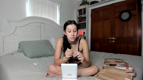 Snapshot of cutelittlemama0418 chatting on 09-30-25, 01:27 Cutelittlemama0418 Lola online show from 09-30-25, 01:27