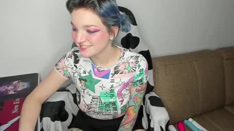 Alice online show from 12-10-24, 01:54