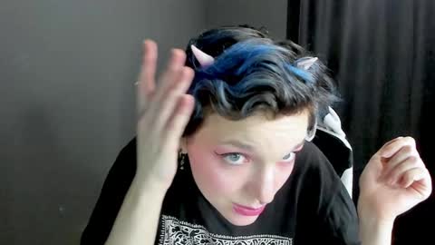 Alice online show from 01-13-25, 01:34