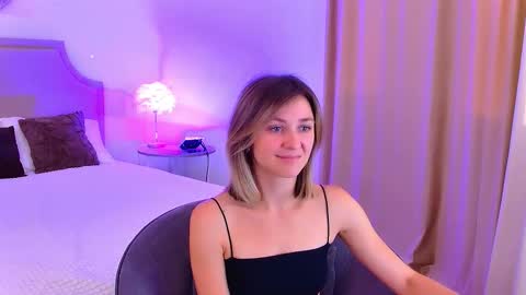 cutemirage online show from 09-20-25, 02:40