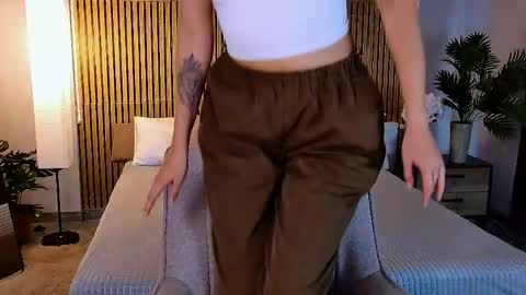 cutemirage online show from 06-07-26, 02:32