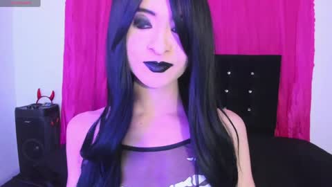 Natalie online show from 05-10-26, 12:16