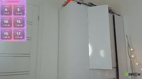 cutenessnicole online show from 03-09-25, 08:52