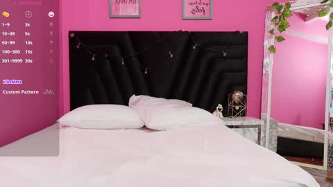 cutepetitee online show from 09-14-25, 07:46