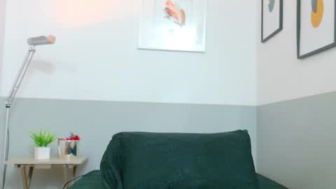 cutepetitee online show from 10-11-25, 08:07