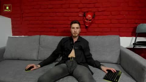 Snapshot of cuteseductor chatting on 03-20-26, 06:29 HARVEY online show from 03-20-26, 06:29