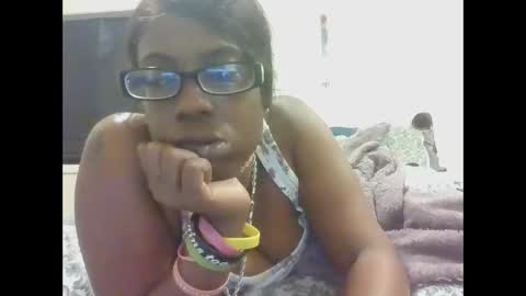 mary mack online show from 11-18-25, 09:41