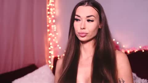 Snapshot of cutesmilebaby chatting on 07-13-26, 06:11 Rita4u online show from 07-13-26, 06:11