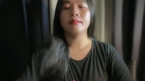Snapshot of cutestgurl_ chatting on 05-13-26, 01:58 cute online show from 05-13-26, 01:58