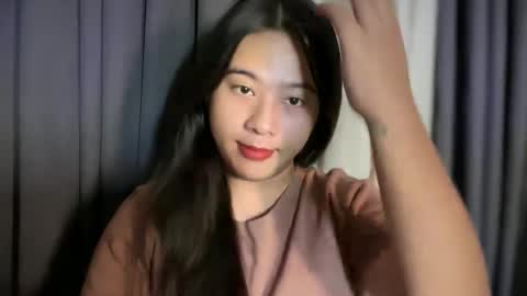 Snapshot of cutestgurl_ chatting on 05-20-26, 02:40 cute online show from 05-20-26, 02:40