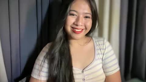 Snapshot of cutestgurl_ chatting on 06-01-26, 09:27 cute online show from 06-01-26, 09:27
