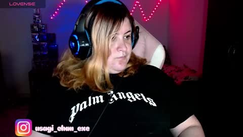 Usagi online show from 11-26-25, 06:09