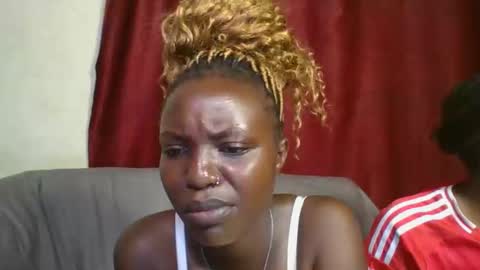 cutey_lunar online show from 03-09-25, 11:47