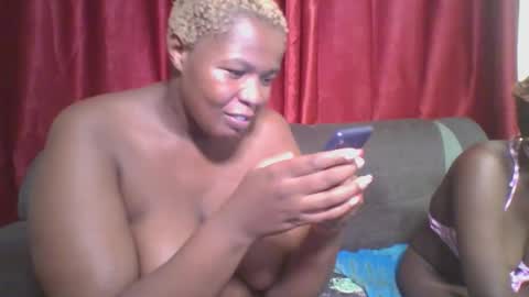 cutey_mellanin online show from 01-28-25, 07:32