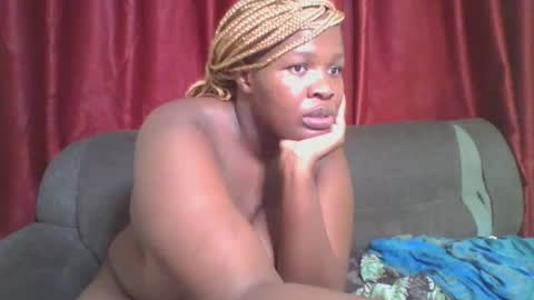 cutey_mellanin online show from 01-31-25, 09:48