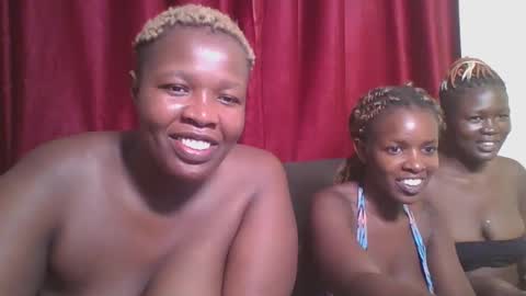 cutey_mellanin online show from 02-11-25, 10:28