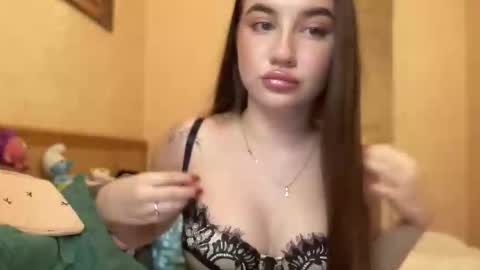 CuteAnn online show from 10-08-25, 04:59