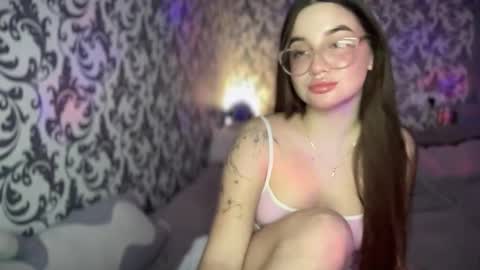 Snapshot of cuteyaji chatting on 11-08-25, 07:34 CuteAnn online show from 11-08-25, 07:34