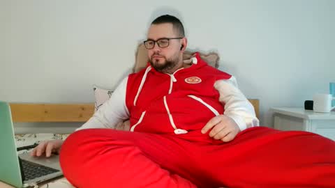 Ben hot video on page  online show from 02-16-25, 11:38