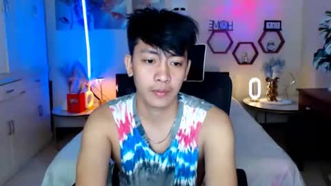 Snapshot of cutie_cumshow chatting on 02-18-26, 10:50 Neil Taylor online show from 02-18-26, 10:50