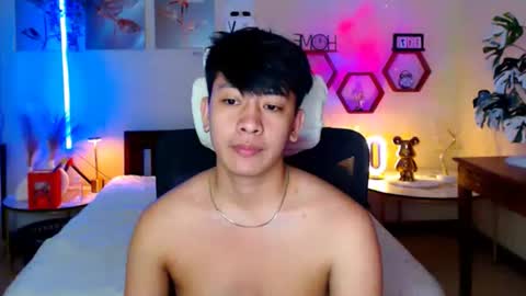 Snapshot of cutie_cumshow chatting on 02-20-26, 08:49 Neil Taylor online show from 02-20-26, 08:49