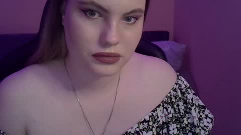 Snapshot of cutie_girl__ chatting on 07-15-26, 08:30 cutie_girl__ online show from 07-15-26, 08:30