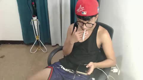Snapshot of cutie_mico chatting on 05-11-26, 10:43 cutie_mico online show from 05-11-26, 10:43