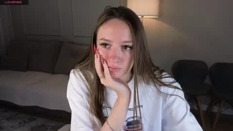 Kate online show from 06-21-26, 08:17