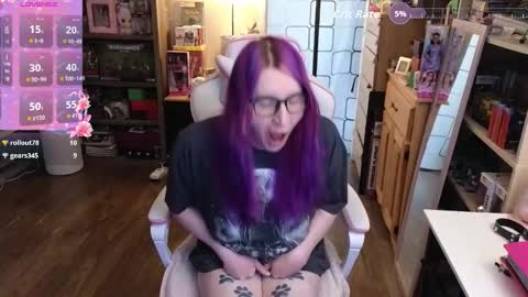 Snapshot of cutie_velvette chatting on 03-10-26, 04:12 Cutie Velvette online show from 03-10-26, 04:12