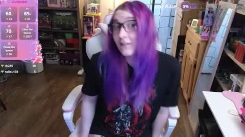 Snapshot of cutie_velvette chatting on 03-27-26, 04:07 Cutie Velvette online show from 03-27-26, 04:07