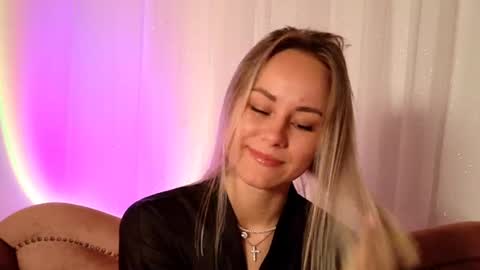 Snapshot of cutie_xoxo_ chatting on 08-03-26, 08:13 cutie_xoxo_ online show from 08-03-26, 08:13