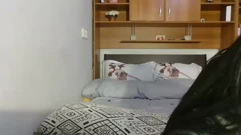 Snapshot of cutieammy chatting on 12-18-25, 02:50 Ami online show from 12-18-25, 02:50