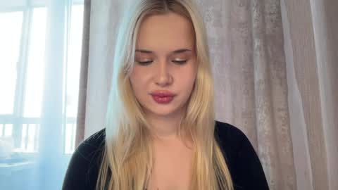 Chloe online show from 05-26-26, 05:25