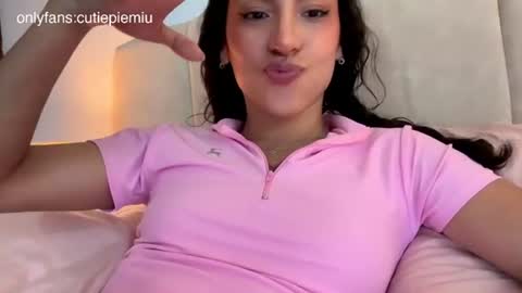 Snapshot of cutiepiemiu chatting on 07-18-26, 02:16 cutiepiemiu - online show from 07-18-26, 02:16